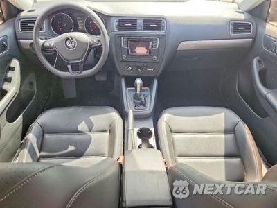 Zdjęcie 8 z 12 samochodu: 2018 VOLKSWAGEN JETTA VIN:3VWDB7AJ2JM209358 - miniatura