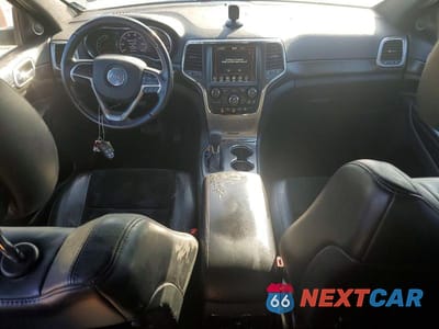 Zdjęcie 8 z 13 samochodu: 2018 JEEP GRAND CHEROKEE LAREDO VIN:1C4RJFAG2JC103715 - miniatura