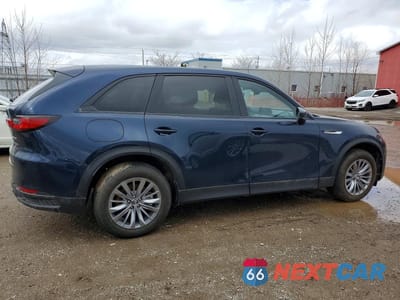 Trzecie zdjęcie samochodu z tyłu: 2024 MAZDA CX-90 PREFERRED VIN:JM3KKBHA6R1176335 - miniatura