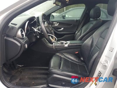 Zdjęcie 7 z 11 samochodu: 2016 MERCEDES-BENZ C 300 4MATIC VIN:55SWF4KB6GU140062 - miniatura