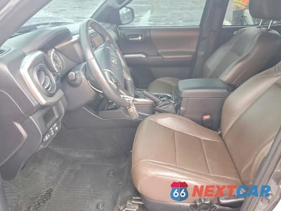 Zdjęcie 7 z 12 samochodu: 2017 TOYOTA TACOMA LIMITED VIN:5TFGZ5AN2HX110188 - miniatura