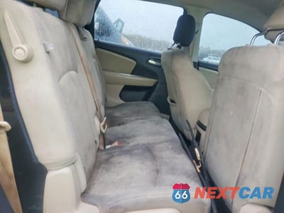 Zdjęcie 11 z 12 samochodu: 2018 DODGE JOURNEY SE VIN:3C4PDCAB3JT524851 - miniatura