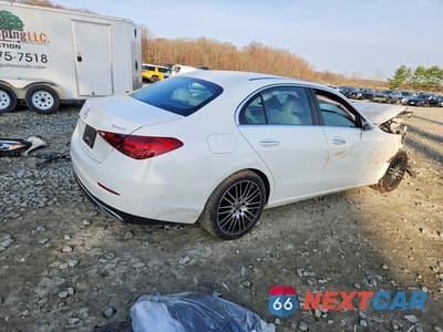 Trzecie zdjęcie samochodu z tyłu: 2024 MERCEDES-BENZ C 300 4MATIC VIN:W1KAF4HB3RR182324 - miniatura