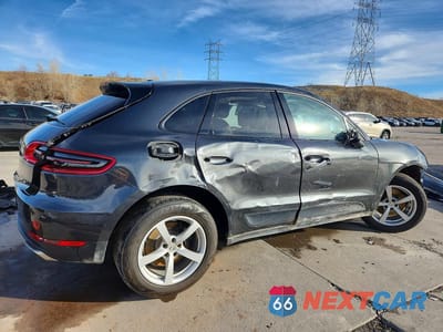 Trzecie zdjęcie samochodu z tyłu: 2017 PORSCHE MACAN VIN:WP1AA2A53HLB01954 - miniatura