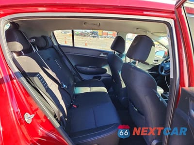 Zdjęcie 11 z 13 samochodu: 2017 KIA SPORTAGE LX VIN:KNDPM3AC7H7074290 - miniatura