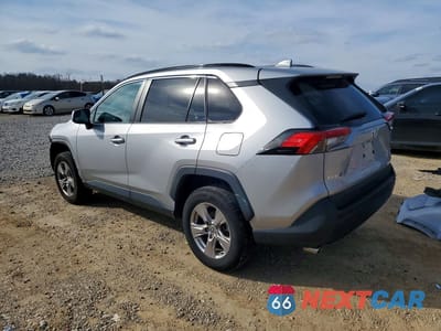 Drugie zdjęcie samochodu z przodu: 2022 TOYOTA RAV4 VIN:2T3P1RFV4NW277854 - miniatura