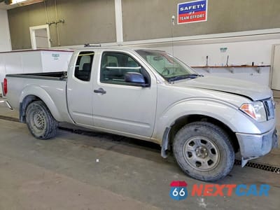 Czwarte zdjęcie samochodu z boku: 2008 NISSAN FRONTIER XE VIN:1N6BD06T48C415635 - miniatura