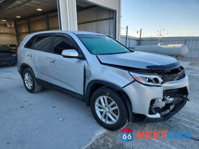 Czwarte zdjęcie samochodu z boku: 2015 KIA SORENTO LX VIN:5XYKT3A64FG594406 - miniatura