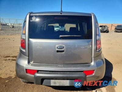 Zdjęcie 6 z 11 samochodu: 2010 KIA SOUL + VIN:KNDJT2A22A7060667 - miniatura
