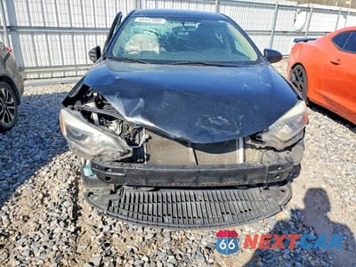 Piąte zdjęcie samochodu w środku: 2016 TOYOTA COROLLA LE VIN:5YFBURHE0GP526193 - miniatura