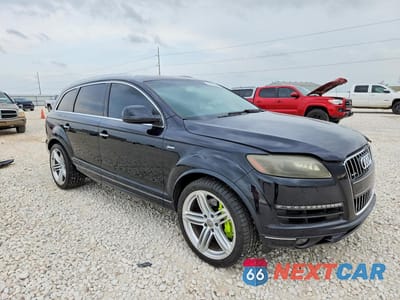 Czwarte zdjęcie samochodu z boku: 2015 AUDI Q7 VIN:WA1LGAFE1FD031299 - miniatura