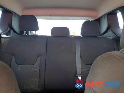 Zdjęcie 10 z 12 samochodu: 2017 JEEP RENEGADE SPORT VIN:ZACCJAAHXHPF30468 - miniatura