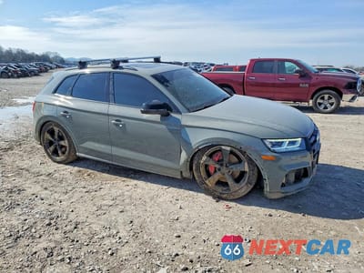 Czwarte zdjęcie samochodu z boku: 2019 AUDI SQ5 PRESTIGE VIN:WA1C4AFY4K2120311 - miniatura