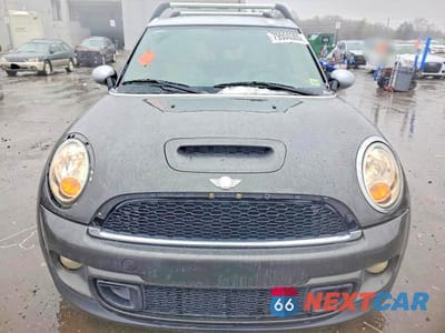Piąte zdjęcie samochodu w środku: 2011 MINI CLUBMAN VIN:WMWZG3C52BTY36712 - miniatura