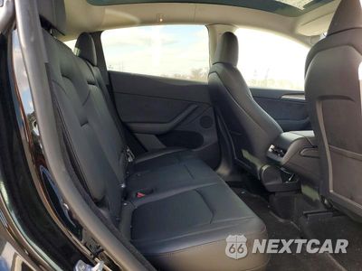 Zdjęcie 10 z 13 samochodu: 2025 TESLA MODEL Y VIN:7SAYGDEF6SA362714 - miniatura