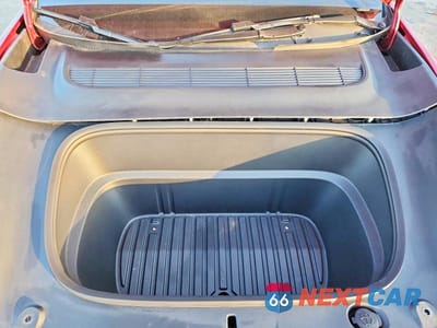 Zdjęcie 12 z 14 samochodu: 2026 TESLA MODEL Y VIN:7SAYGDEE6TF323262 - miniatura