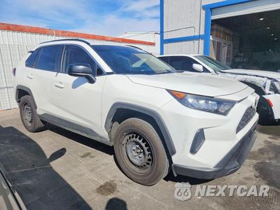 Czwarte zdjęcie samochodu z boku: 2019 TOYOTA RAV4 LE VIN:JTMH1RFVXKD506714 - miniatura