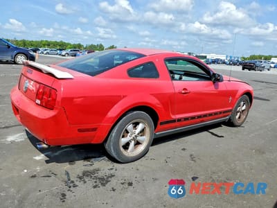 Trzecie zdjęcie samochodu z tyłu: 2007 FORD MUSTANG VIN:1ZVFT80N975270429 - miniatura