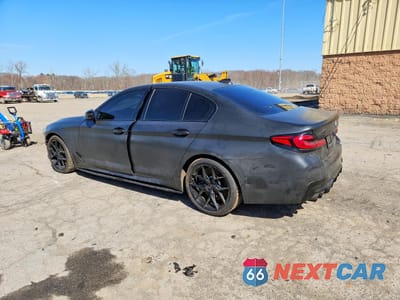 Drugie zdjęcie samochodu z przodu: 2021 BMW M550XI VIN:WBA13BK09MCE77129 - miniatura