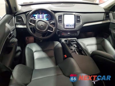 Zdjęcie 8 z 14 samochodu: 2025 VOLVO XC90 CORE VIN:YV4M12PJ4S1325236 - miniatura