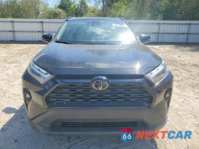 Piąte zdjęcie samochodu w środku: 2022 TOYOTA RAV4 XLE PREMIUM VIN:2T3C1RFV0NW207394 - miniatura