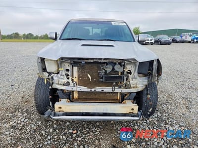 Piąte zdjęcie samochodu w środku: 2015 TOYOTA TACOMA V6 VIN:3TMLU4EN9FM185846 - miniatura