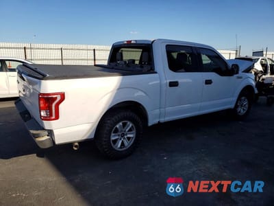 Trzecie zdjęcie samochodu z tyłu: 2016 FORD F150 SUPERCREW VIN:1FTEW1C82GKD58467 - miniatura