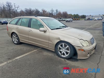 Czwarte zdjęcie samochodu z boku: 2005 MERCEDES-BENZ C 240 SPORTWAGON 4MATIC VIN:WDBRH81J35F631947 - miniatura