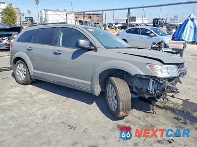 Czwarte zdjęcie samochodu z boku: 2020 DODGE JOURNEY SE VIN:3C4PDCAB7LT277790 - miniatura