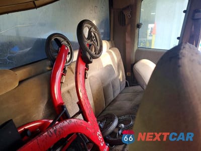 Zdjęcie 10 z 11 samochodu: 1997 GMC SIERRA C1500 VIN:2GTEC19R8V1512850 - miniatura