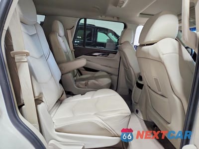 Zdjęcie 11 z 15 samochodu: 2015 CADILLAC ESCALADE LUXURY VIN:1GYS4MKJ8FR606199 - miniatura