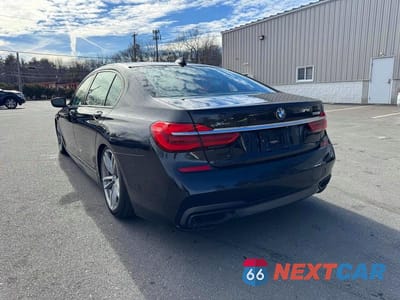 Drugie zdjęcie samochodu z przodu: 2017 BMW 750 XI VIN:WBA7F2C58HG422355 - miniatura