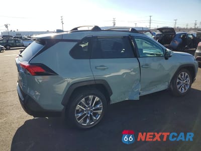 Trzecie zdjęcie samochodu z tyłu: 2022 TOYOTA RAV4 XLE PREMIUM VIN:2T3A1RFV5NW300516 - miniatura