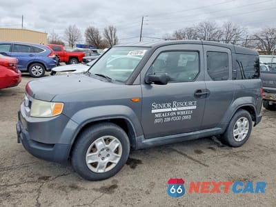 2011 HONDA ELEMENT LX 5J6YH2H3XBL002114 - główne zdjęcie licytacji z USA - miniatura