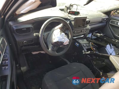 Zdjęcie 8 z 11 samochodu: 2025 FORD EXPLORER VIN:1FM5K8AC3SGB51623 - miniatura