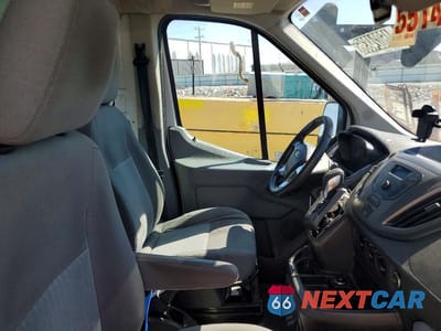 Zdjęcie 11 z 13 samochodu: 2016 FORD TRANSIT BOX TRUCK VIN:1FDBF9ZM7GKA85348 - miniatura