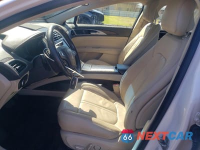 Zdjęcie 7 z 12 samochodu: 2017 LINCOLN MKZ SELECT VIN:3LN6L5C94HR614730 - miniatura