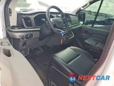 Zdjęcie 8 z 13 samochodu: 2023 FORD TRANSIT 250 UTILITY / SERVICE VAN VIN:1FTBR1Y86PKA50558 - miniatura