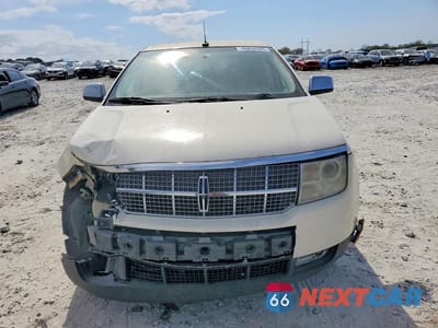 Piąte zdjęcie samochodu w środku: 2008 LINCOLN MKX VIN:2LMDU68C18BJ27597 - miniatura