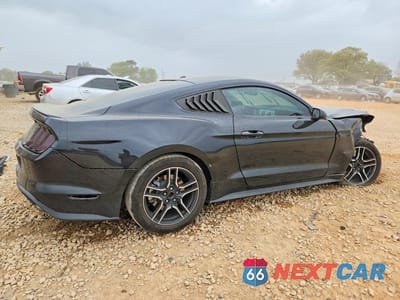 Trzecie zdjęcie samochodu z tyłu: 2018 FORD MUSTANG VIN:1FA6P8TH8J5177525 - miniatura