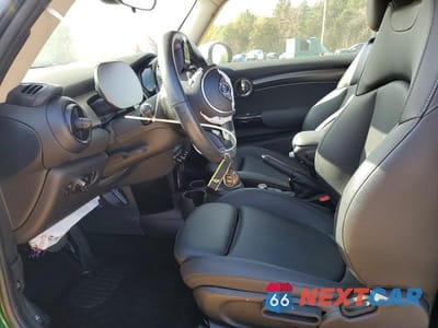 Zdjęcie 7 z 13 samochodu: 2022 MINI COOPER S VIN:WMW53DH09N2P70764 - miniatura