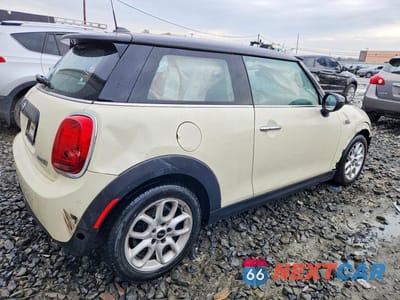 Trzecie zdjęcie samochodu z tyłu: 2020 MINI COOPER VIN:WMWXR3C06L2M20269 - miniatura
