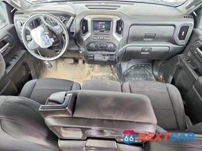 Zdjęcie 8 z 12 samochodu: 2024 CHEV SILVERADO K1500 VIN:1GCUDAED9RZ356186 - miniatura