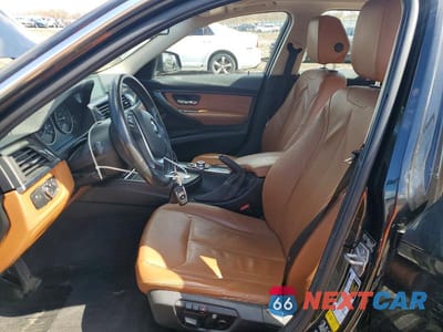 Zdjęcie 7 z 12 samochodu: 2013 BMW 328 XI VIN:WBA3B3C58DF535657 - miniatura