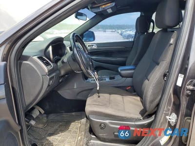 Zdjęcie 7 z 13 samochodu: 2020 JEEP GRAND CHEROKEE LAREDO VIN:1C4RJFAG4LC121166 - miniatura