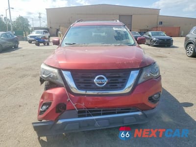 Piąte zdjęcie samochodu w środku: 2017 NISSAN PATHFINDER SL VIN:5N1DR2MN2HC909159 - miniatura
