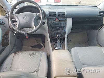 Zdjęcie 8 z 12 samochodu: 2002 MERCEDES-BENZ C-CLASS VIN:WDBRF64J42F183980 - miniatura