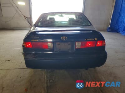 Zdjęcie 6 z 12 samochodu: 2001 TOYOTA CAMRY LE VIN:4T1BG22K31U037015 - miniatura