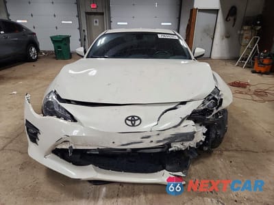 Piąte zdjęcie samochodu w środku: 2020 TOYOTA 86 GT VIN:JF1ZNAE11L9751243 - miniatura