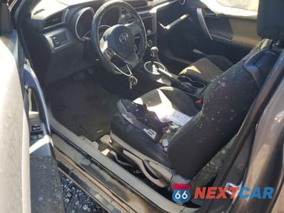 Zdjęcie 8 z 12 samochodu: 2016 SCION TC BASE VIN:JTKJF5C73GJ022158 - miniatura